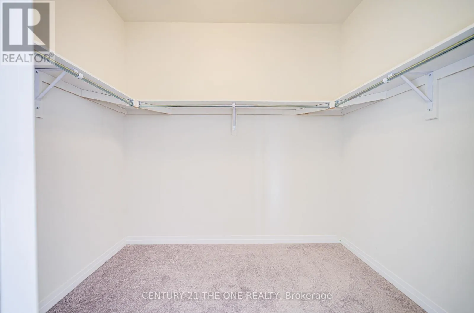 3045 SANDY ACRES