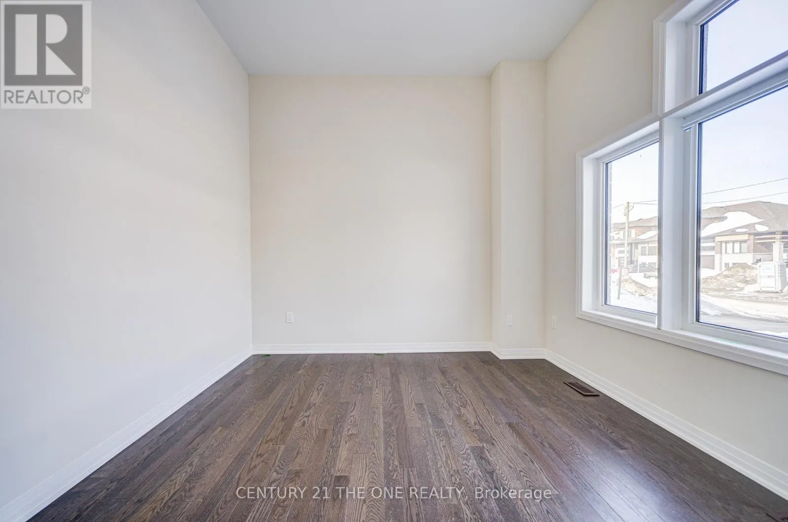 3045 SANDY ACRES