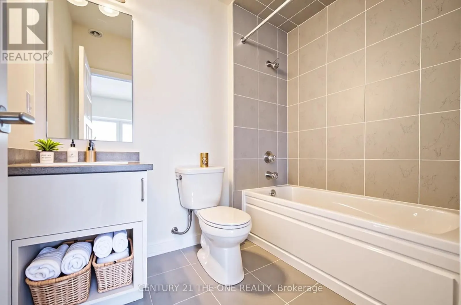 3045 SANDY ACRES