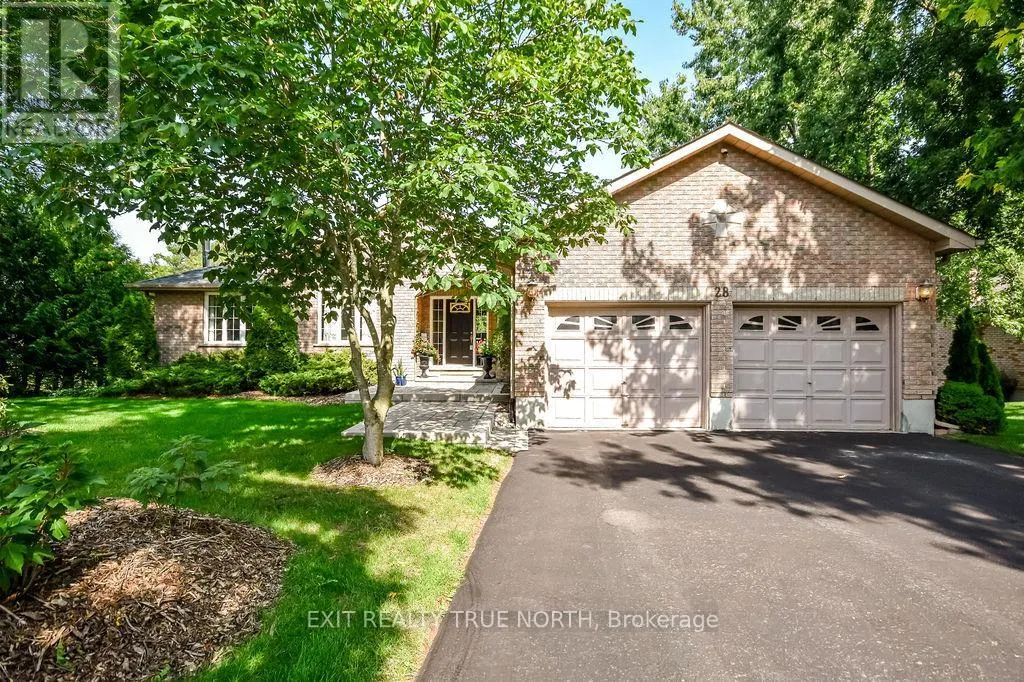 28 NICHOLSON CRESCENT