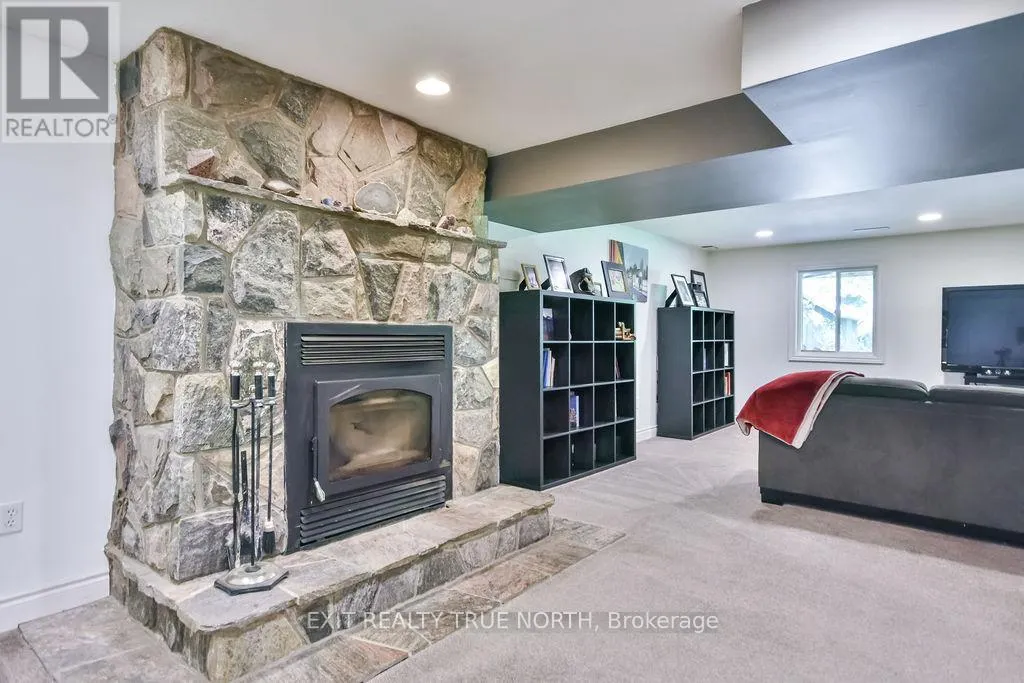 28 NICHOLSON CRESCENT