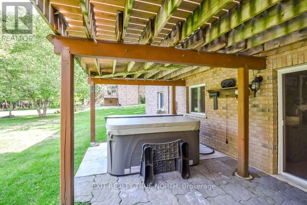 28 NICHOLSON CRESCENT