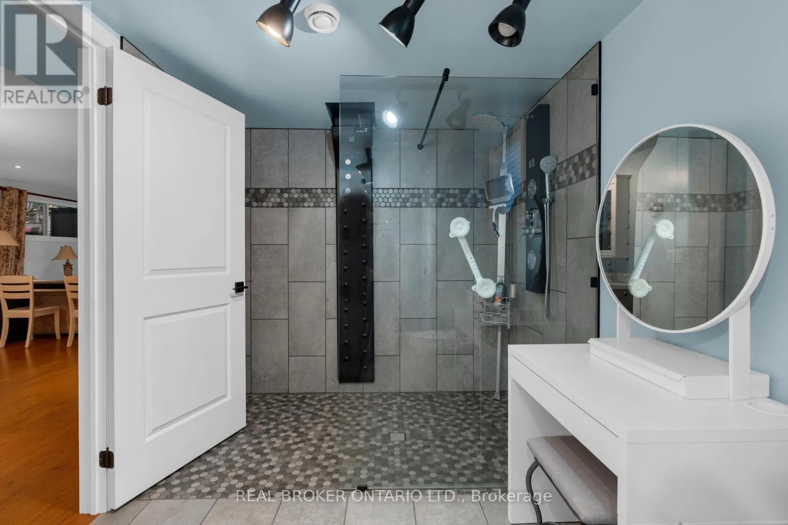 122 TIMCOURT DRIVE