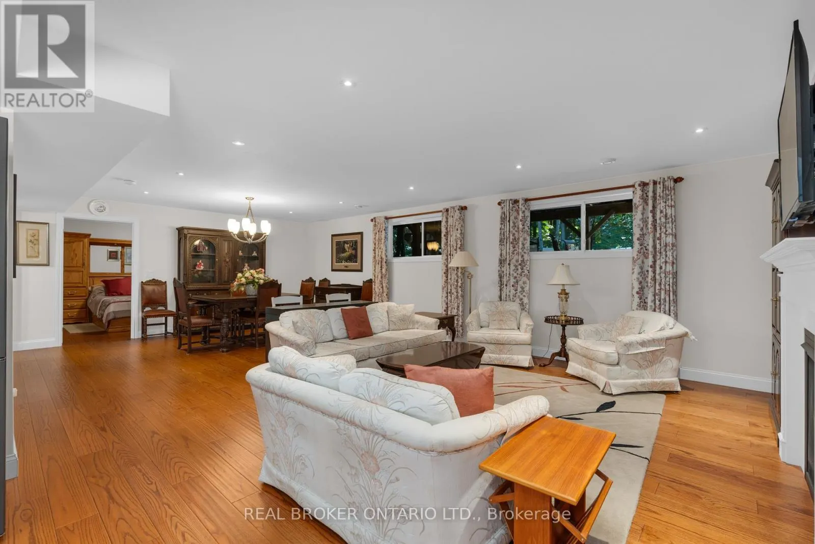 122 TIMCOURT DRIVE