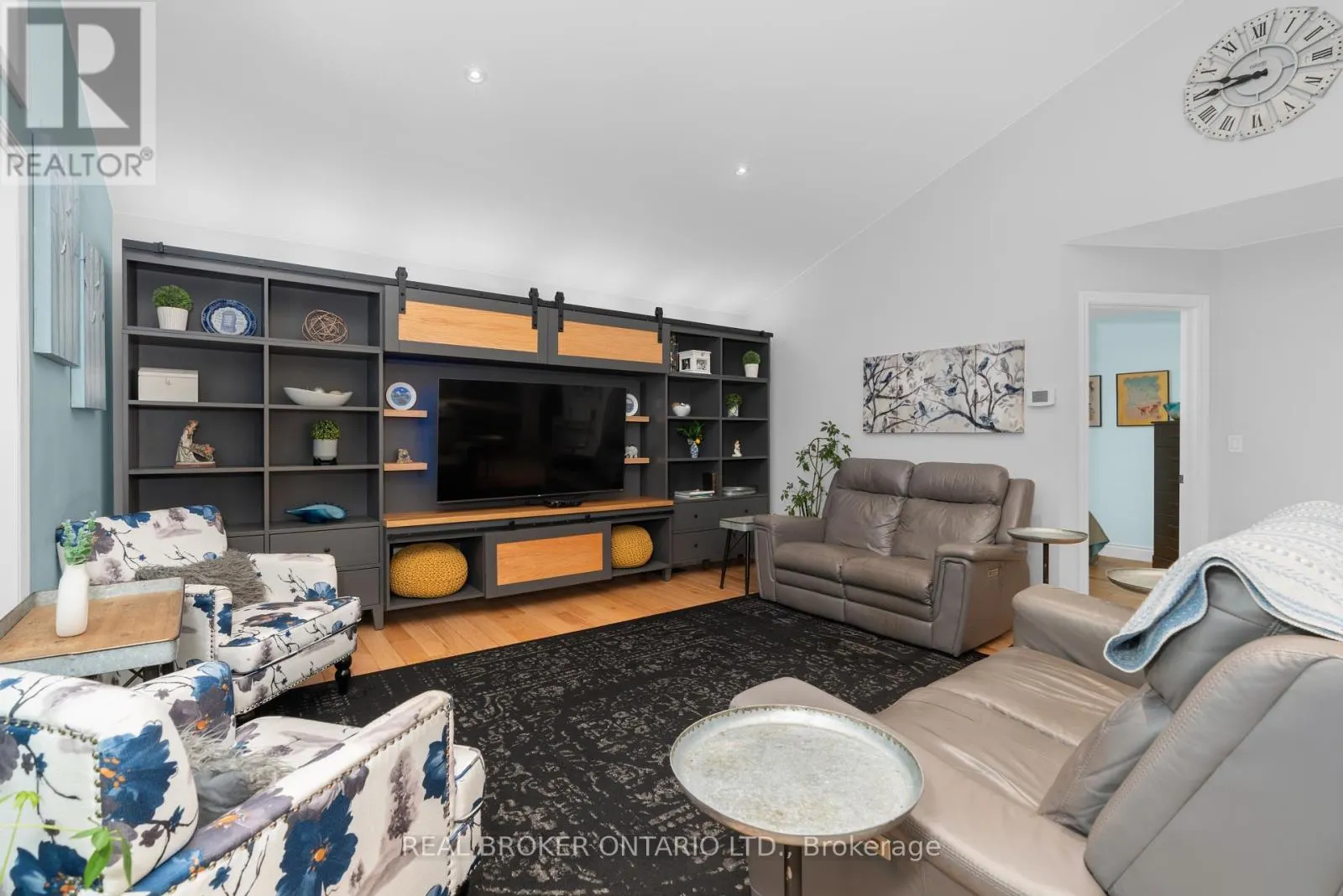 122 TIMCOURT DRIVE