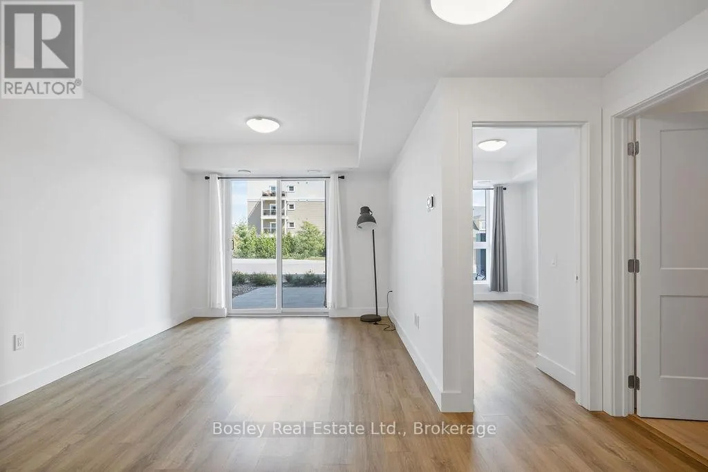 106 - 4 KIMBERLEY LANE, #106