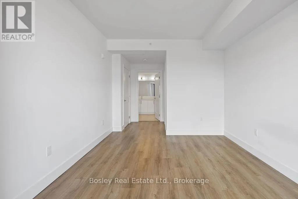 106 - 4 KIMBERLEY LANE, #106