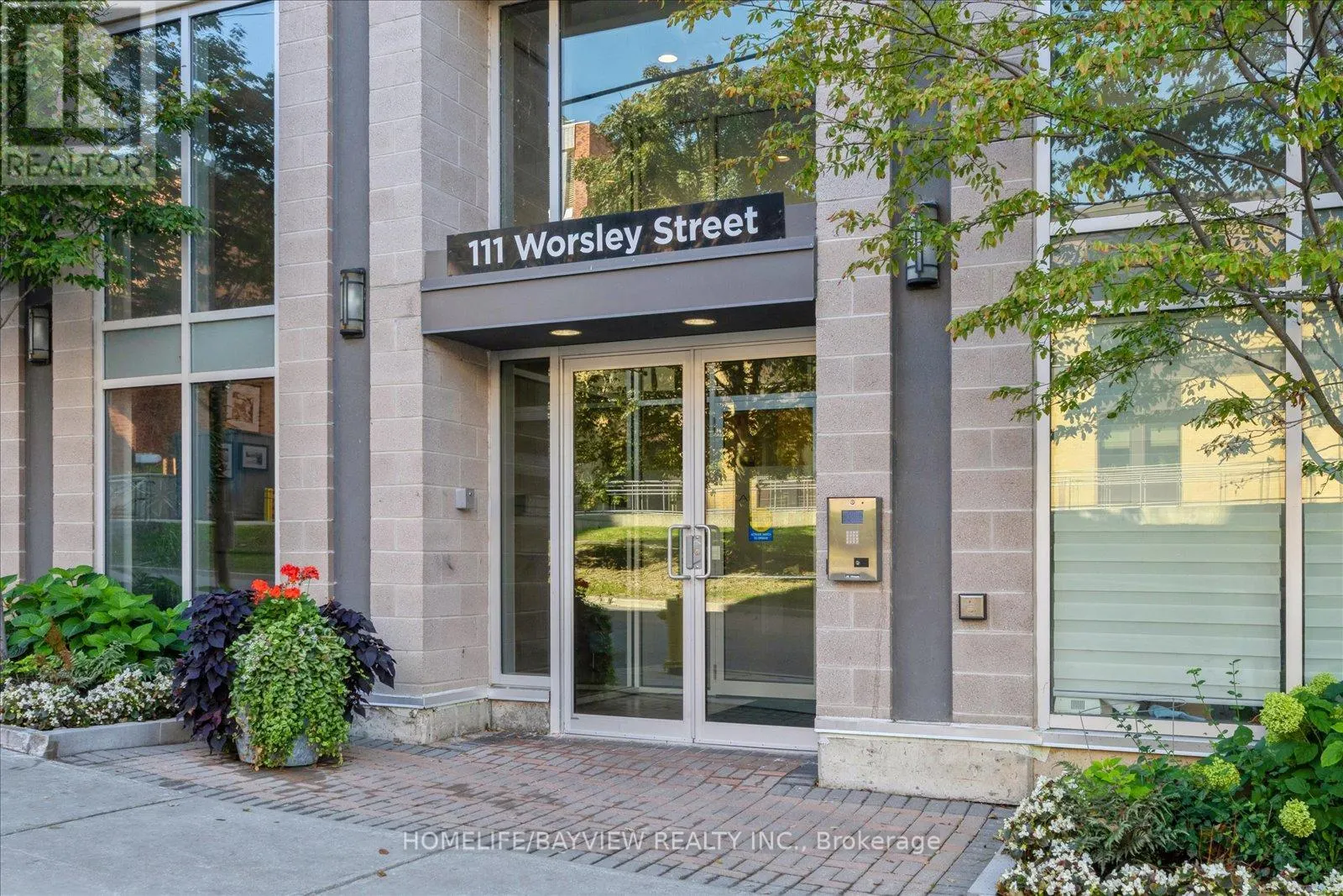 703 - 111 WORSLEY STREET