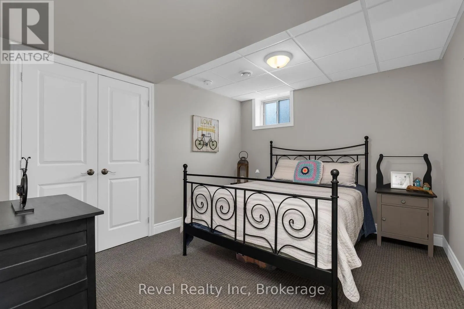 413 RUSS HOWARD DRIVE