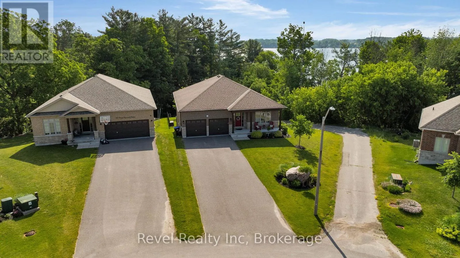 413 RUSS HOWARD DRIVE