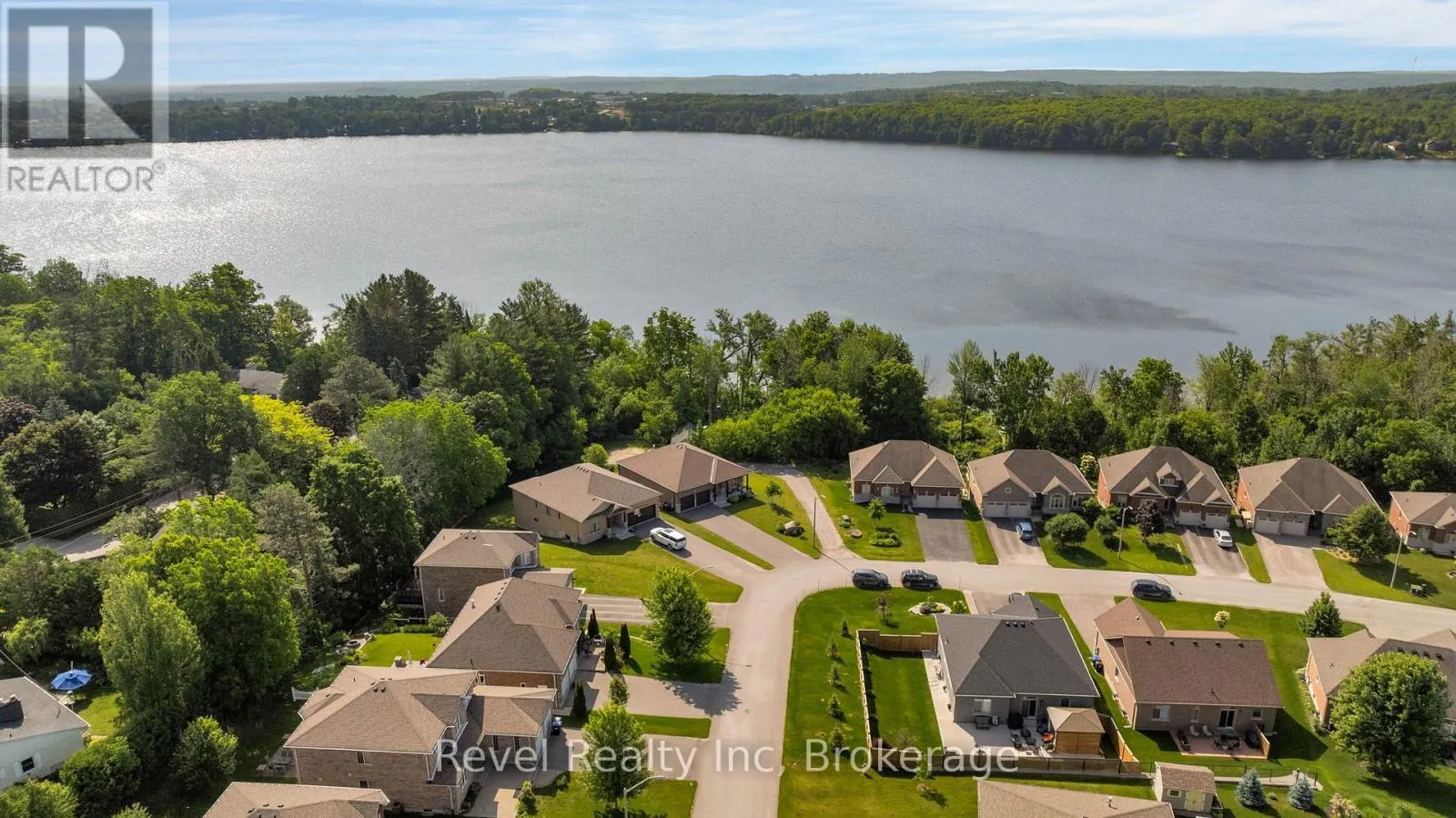 413 RUSS HOWARD DRIVE