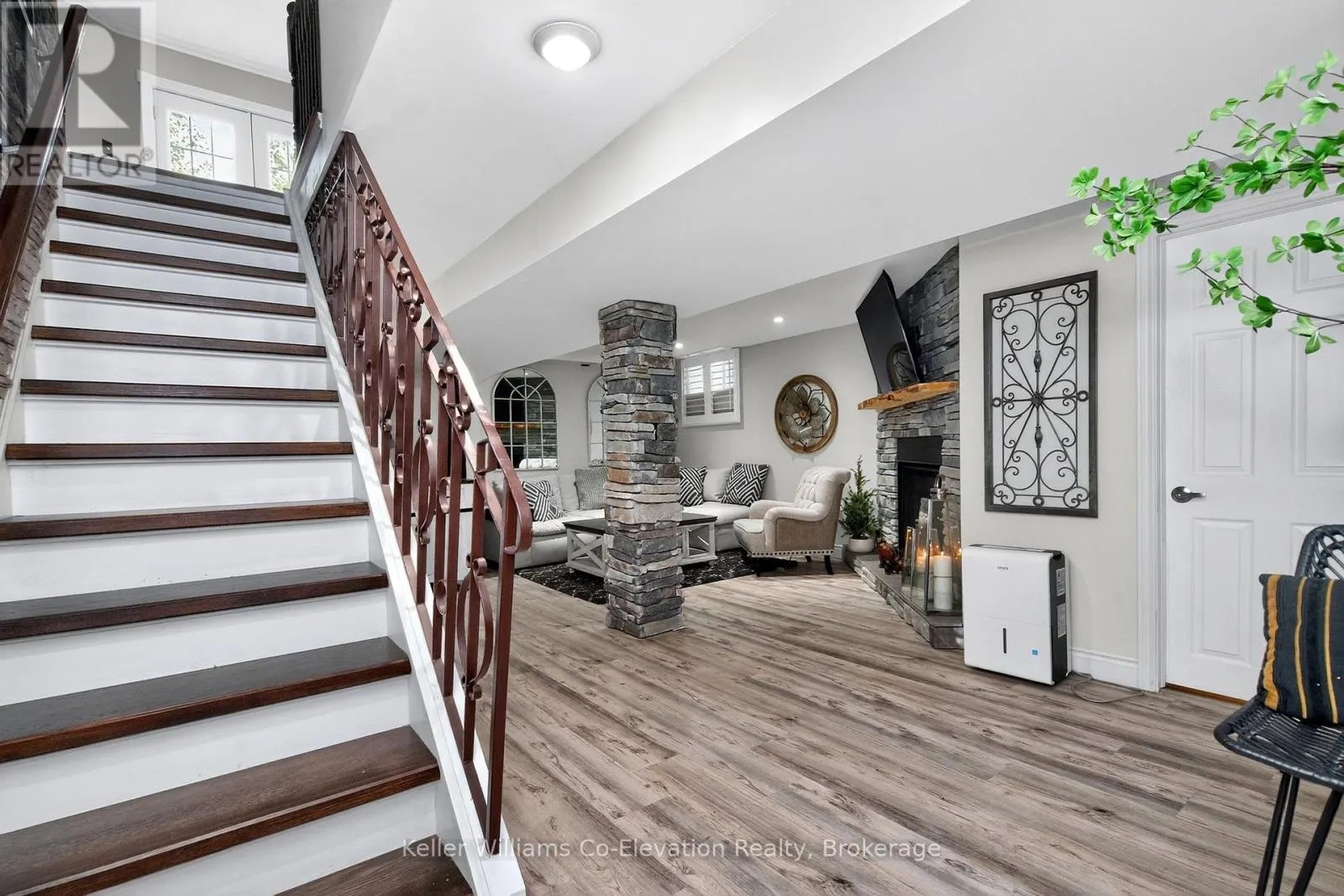 136 BIRCHWOOD DRIVE