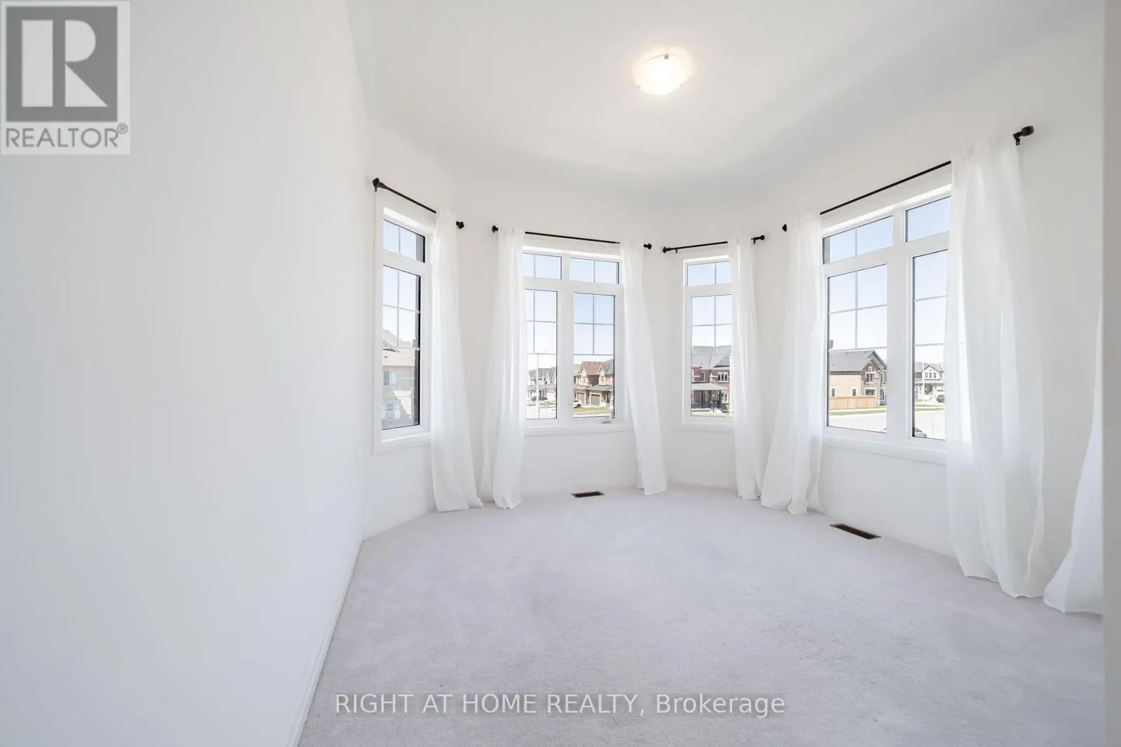 42 COPPERHILL HTS DRIVE E