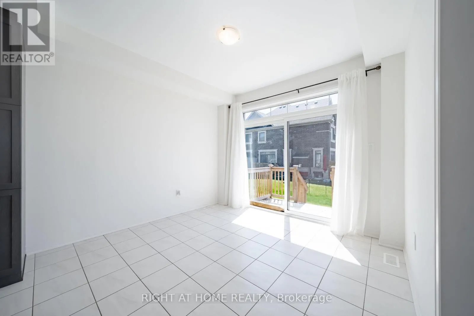 42 COPPERHILL HTS DRIVE E