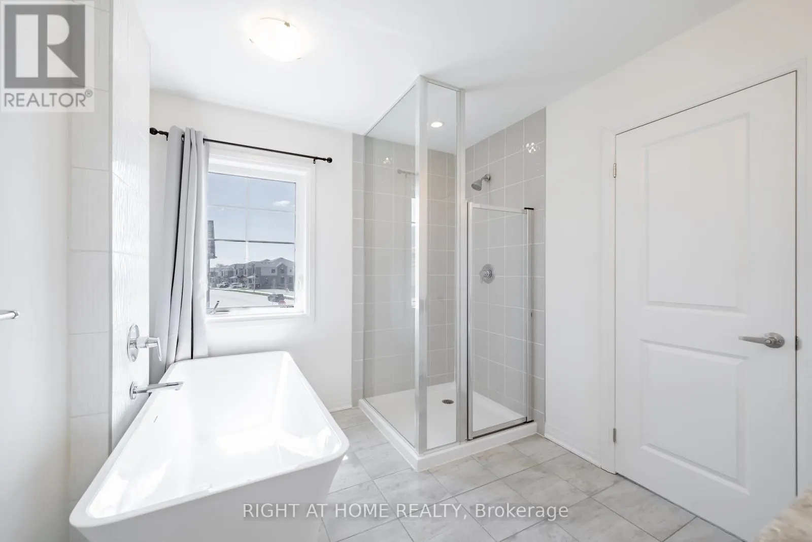 42 COPPERHILL HTS DRIVE E
