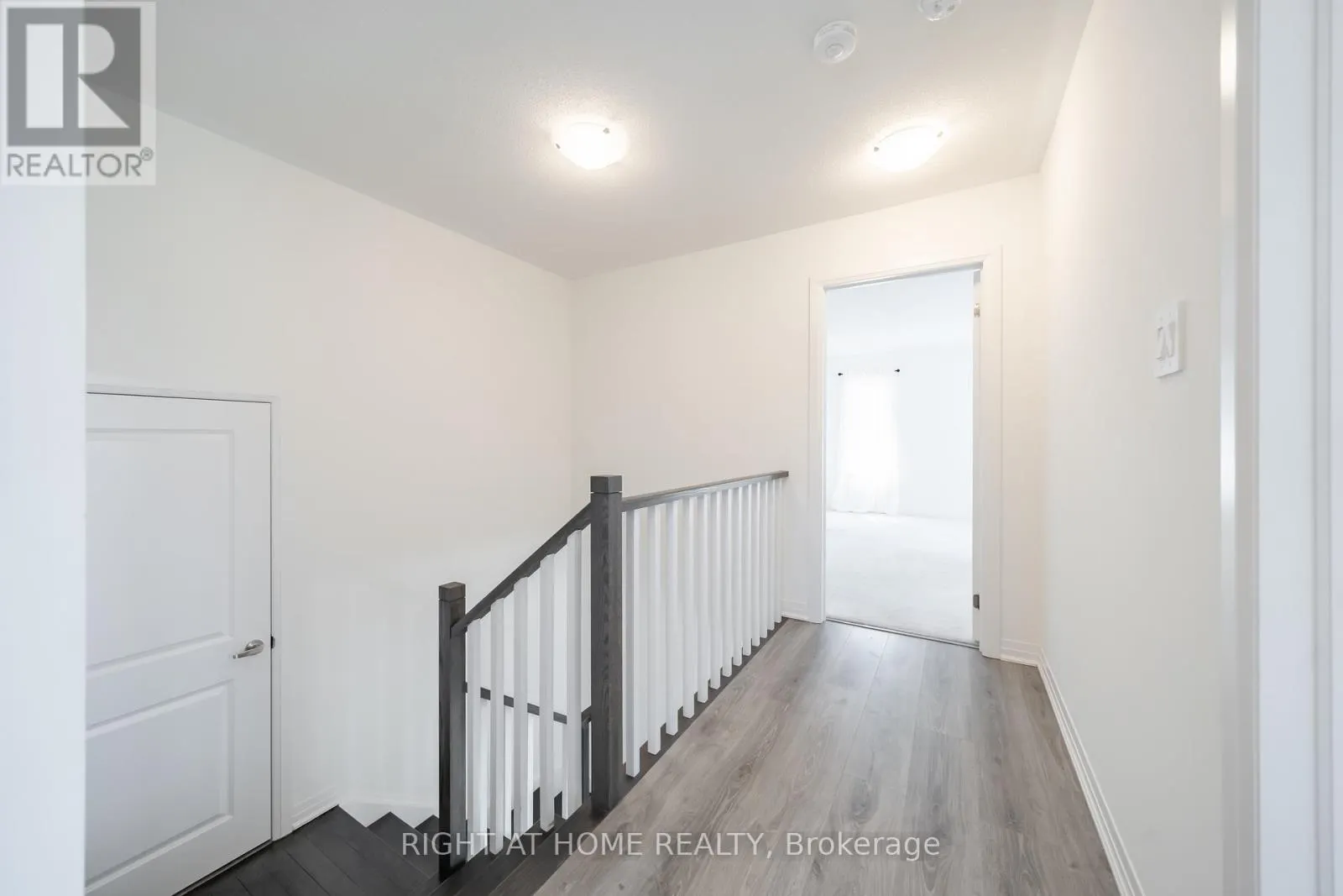 42 COPPERHILL HTS DRIVE E