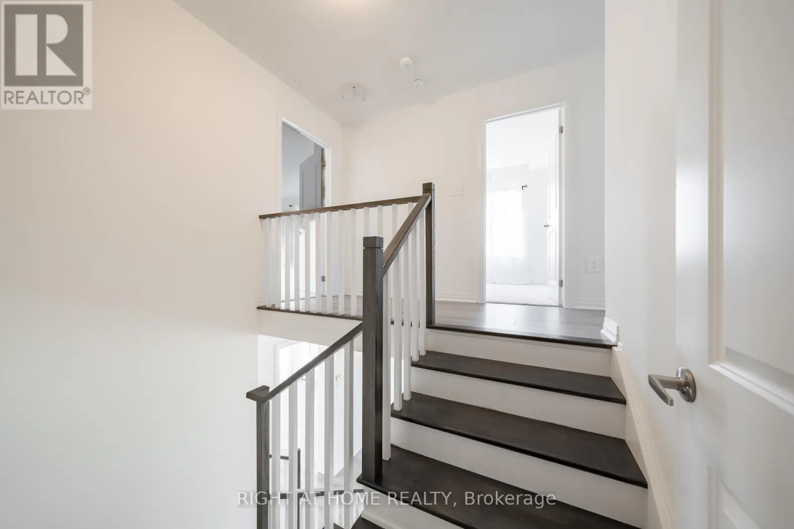 42 COPPERHILL HTS DRIVE E