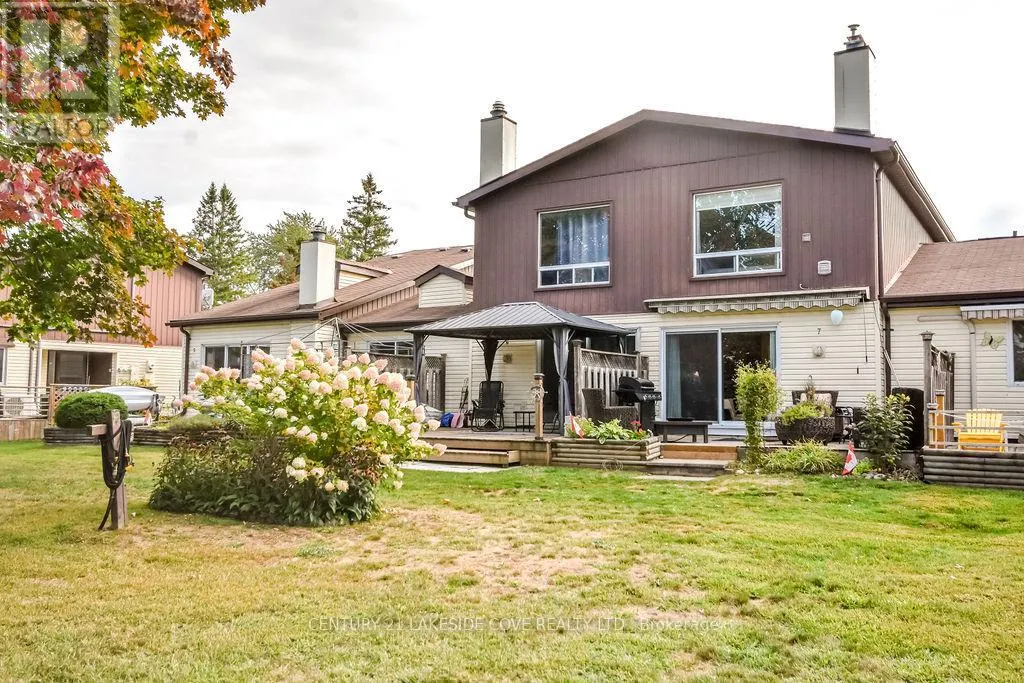 UNIT #7 - 70 LAGUNA PARKWAY