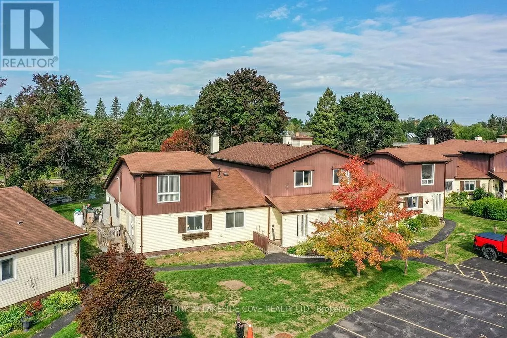 UNIT #7 - 70 LAGUNA PARKWAY