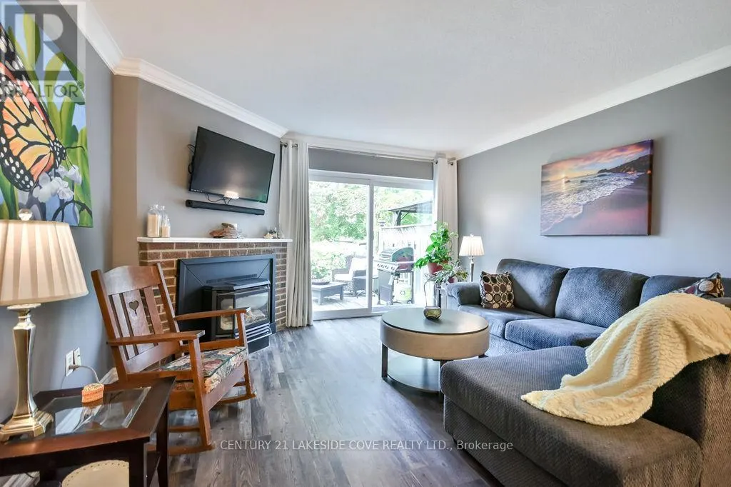 UNIT #7 - 70 LAGUNA PARKWAY