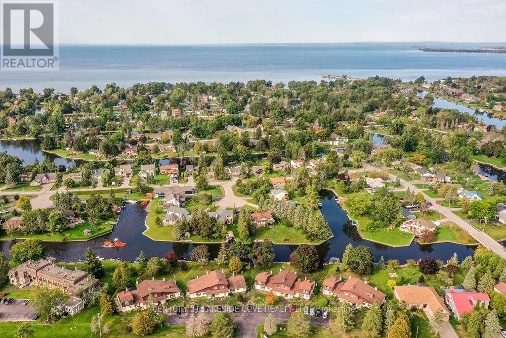 UNIT #7 - 70 LAGUNA PARKWAY