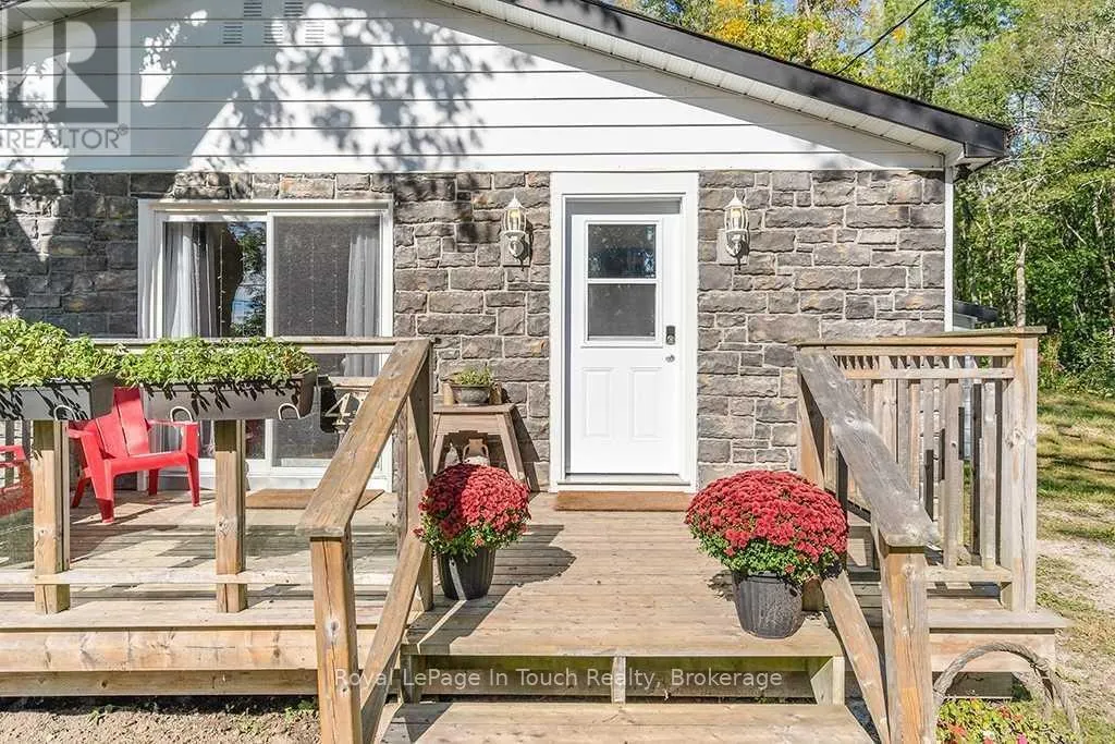 419 ROBINS POINT ROAD