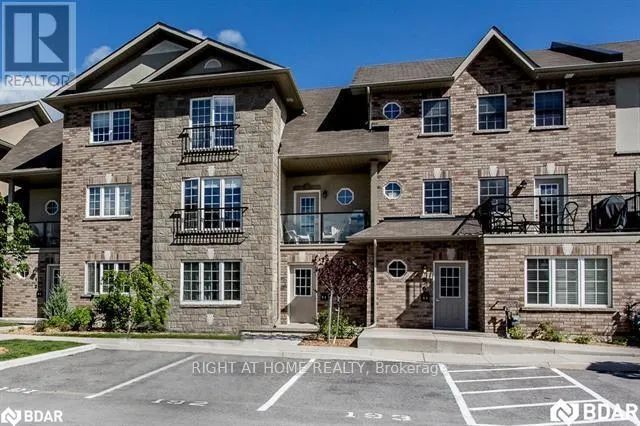 3 - 53 FERNDALE DRIVE S