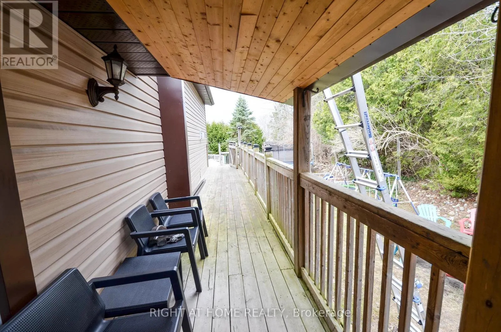 49 WINFIELD DRIVE