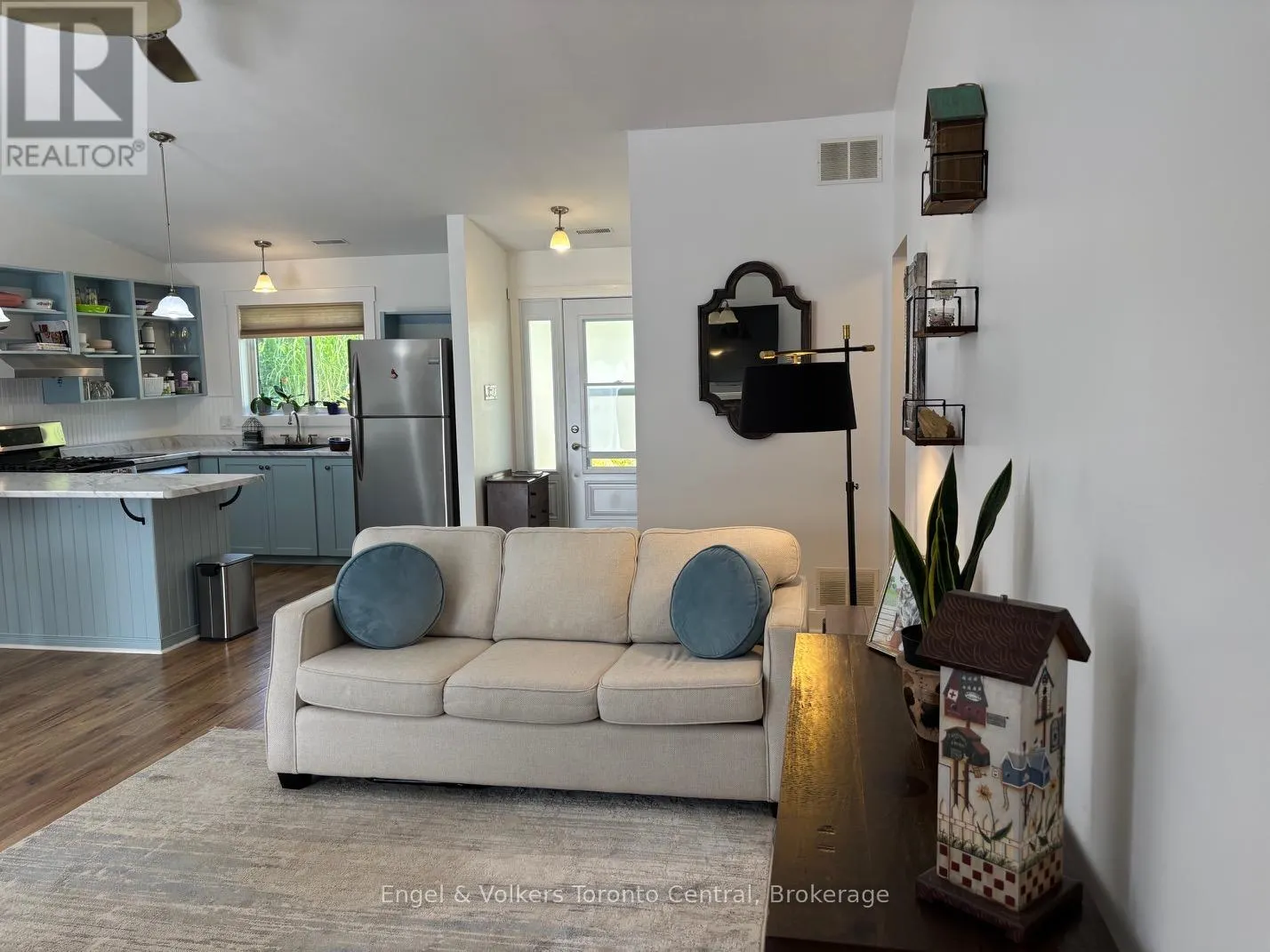 17 - 429 OXBOW CRESCENT, #17