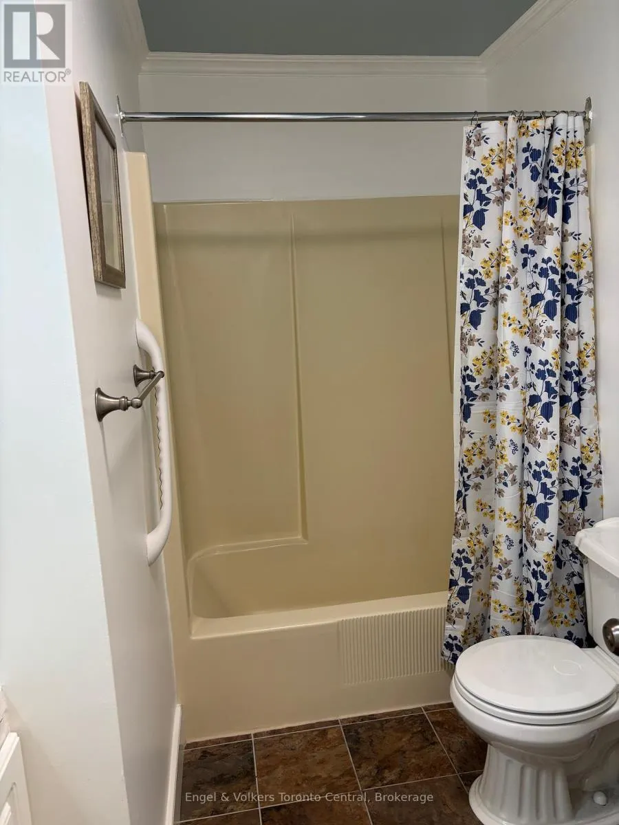 17 - 429 OXBOW CRESCENT, #17