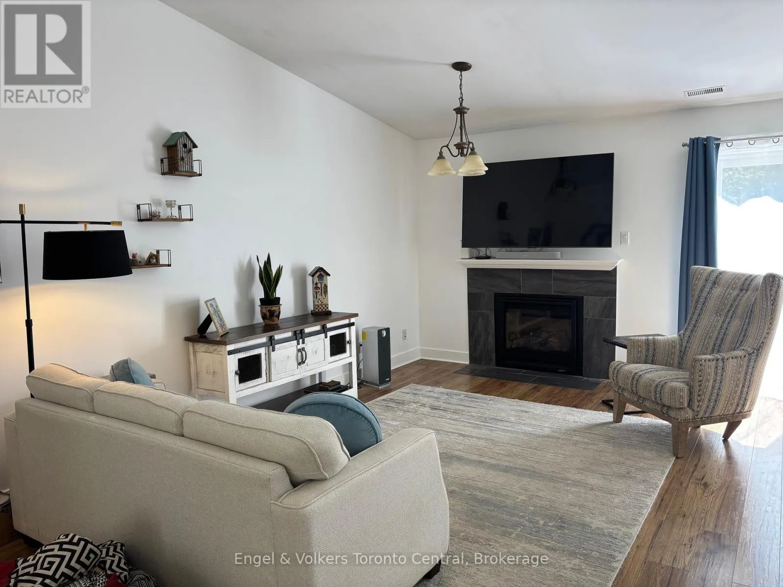 17 - 429 OXBOW CRESCENT, #17