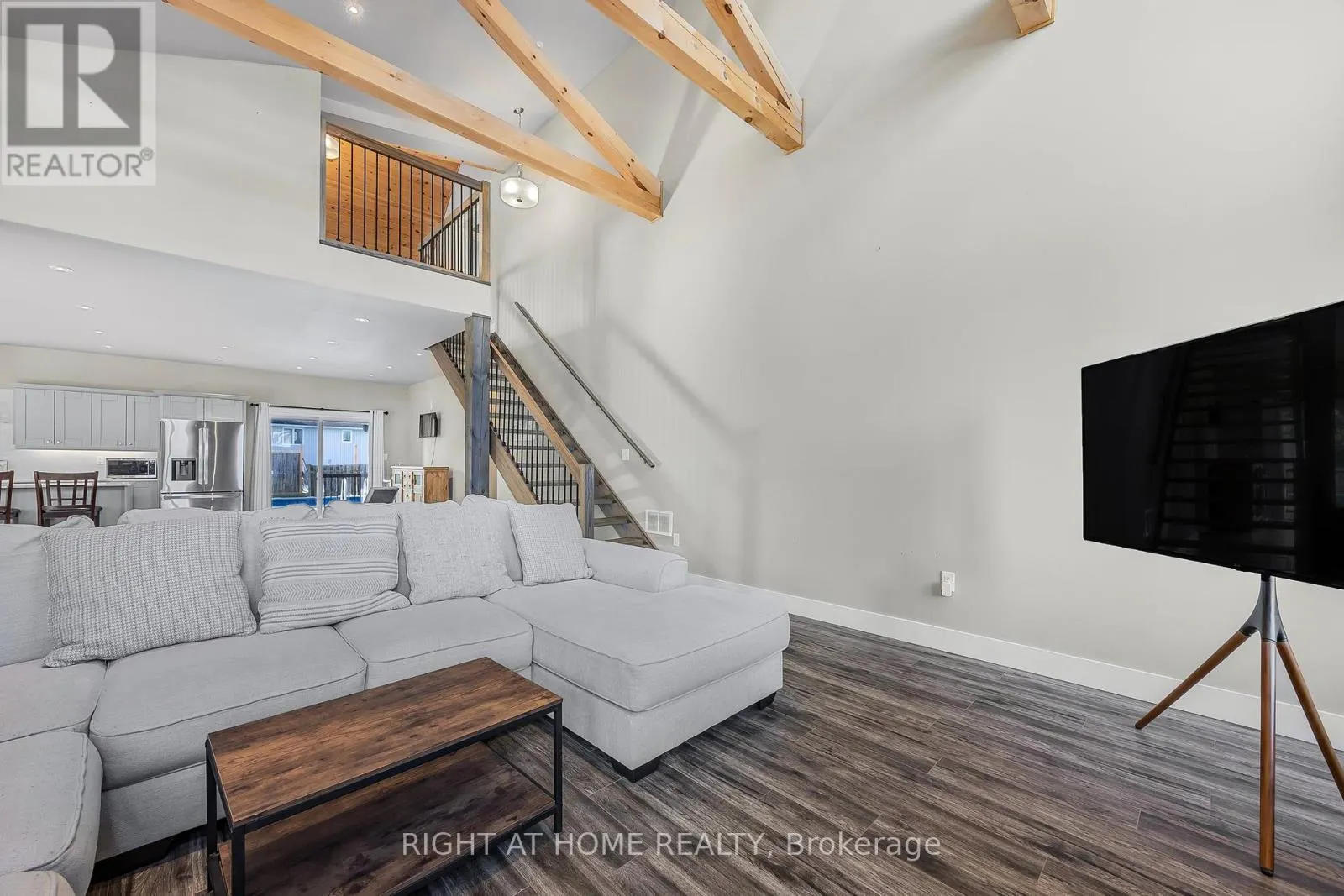 575 OLEARY LANE