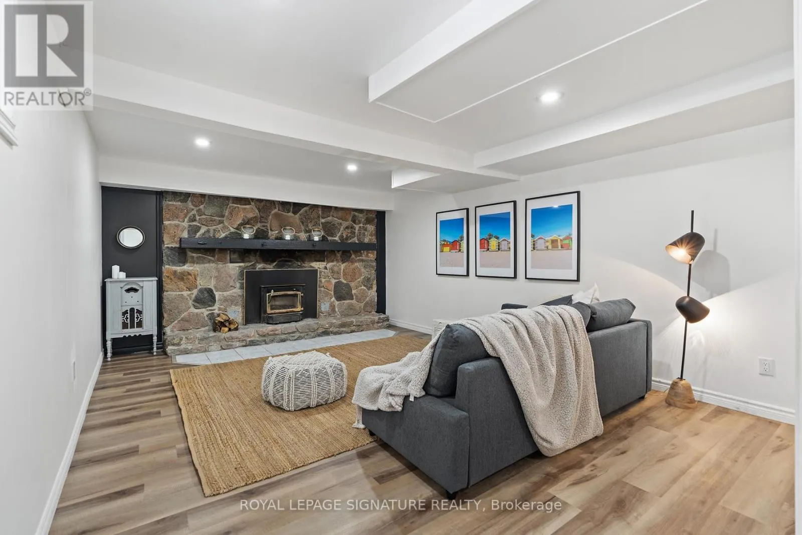 45 ROBERN AVENUE