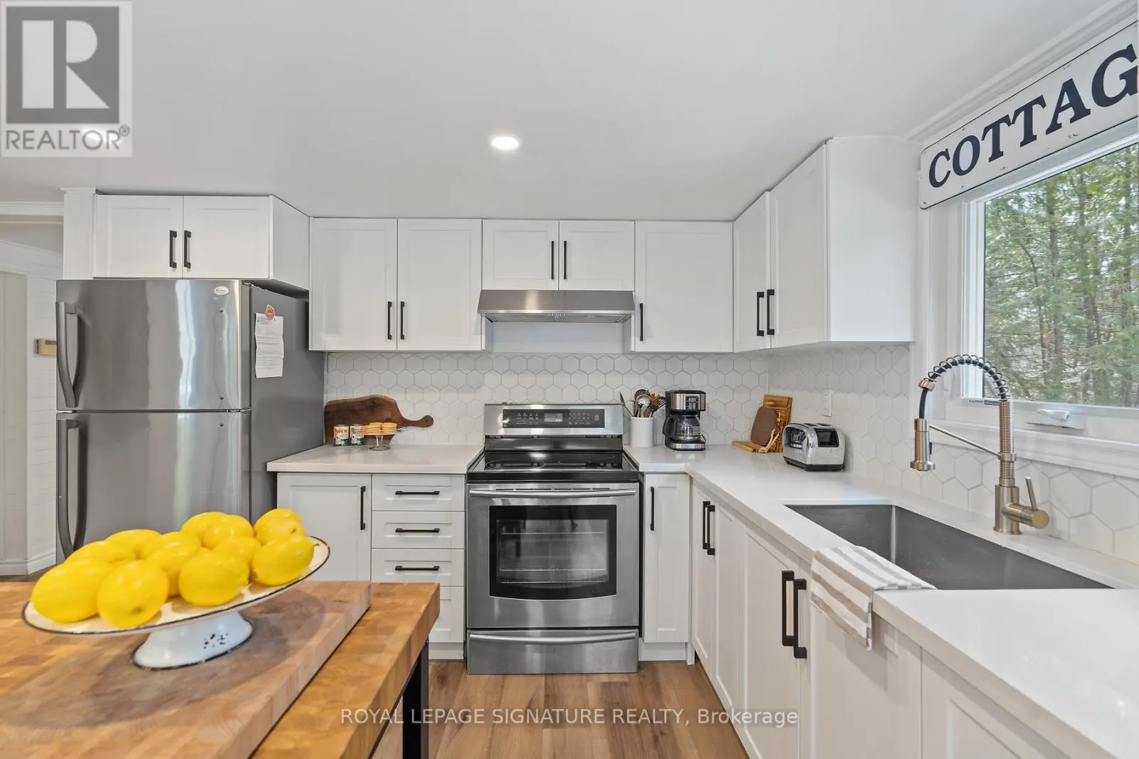 45 ROBERN AVENUE