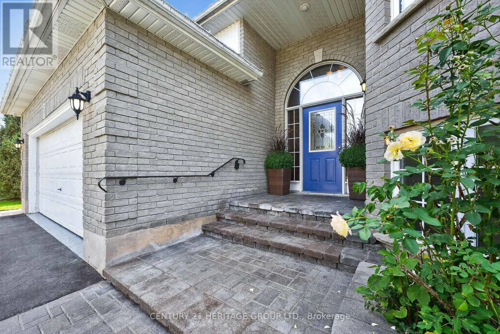 250 KATHLEEN CRESCENT
