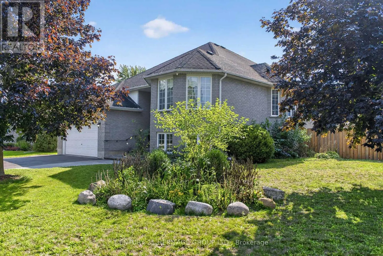250 KATHLEEN CRESCENT