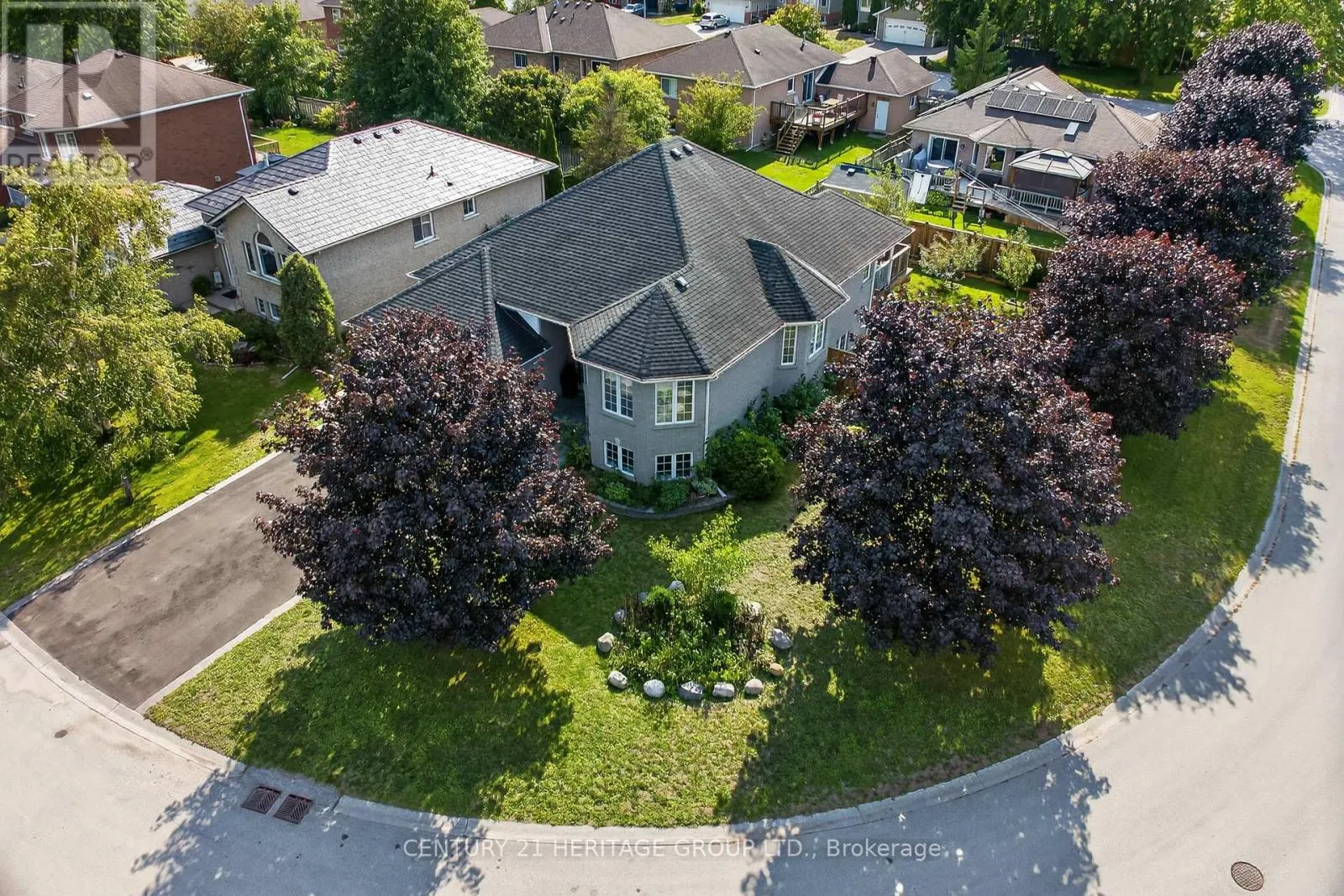 250 KATHLEEN CRESCENT