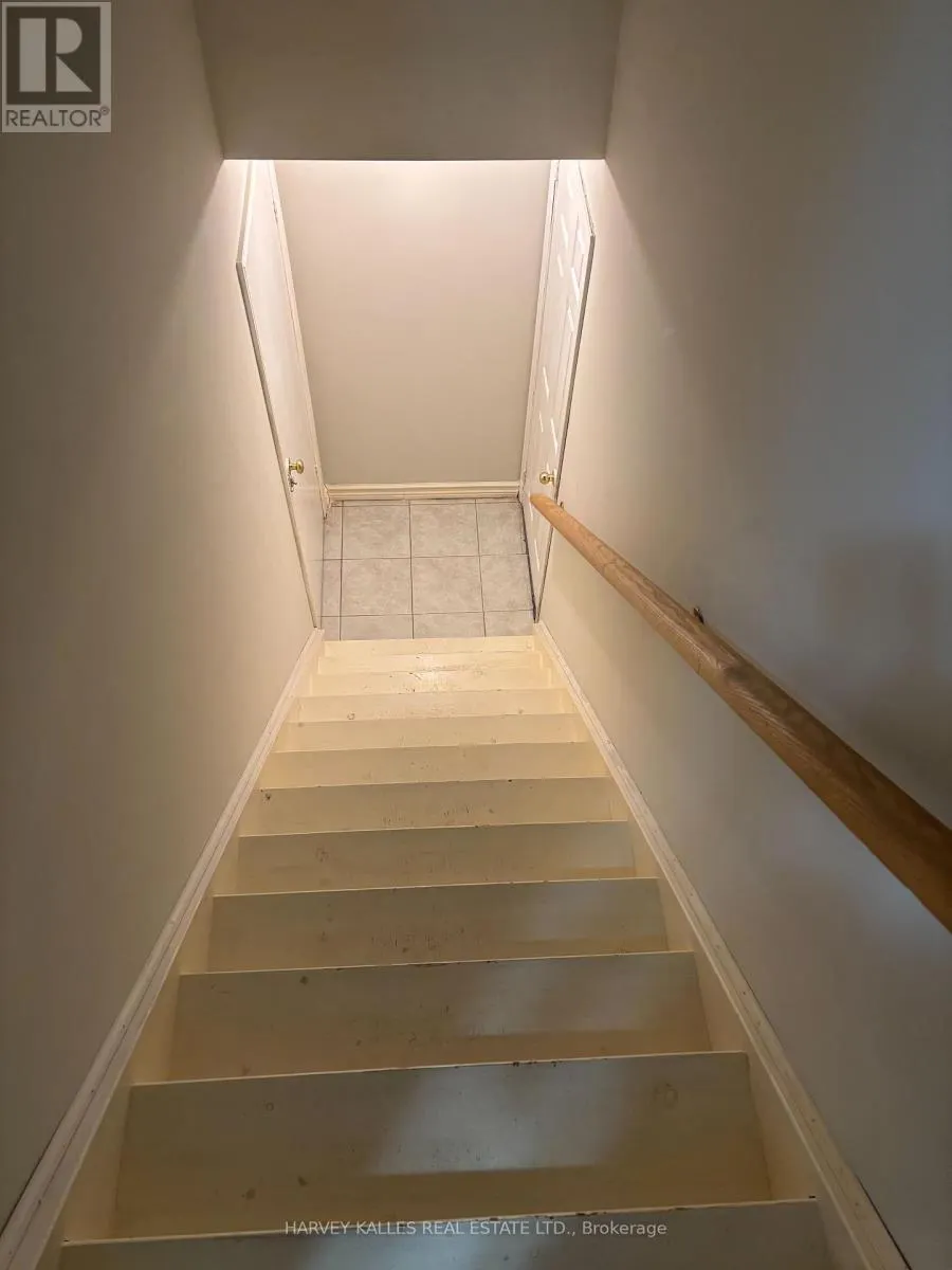 LOWER - 11 TWIN PINES DRIVE