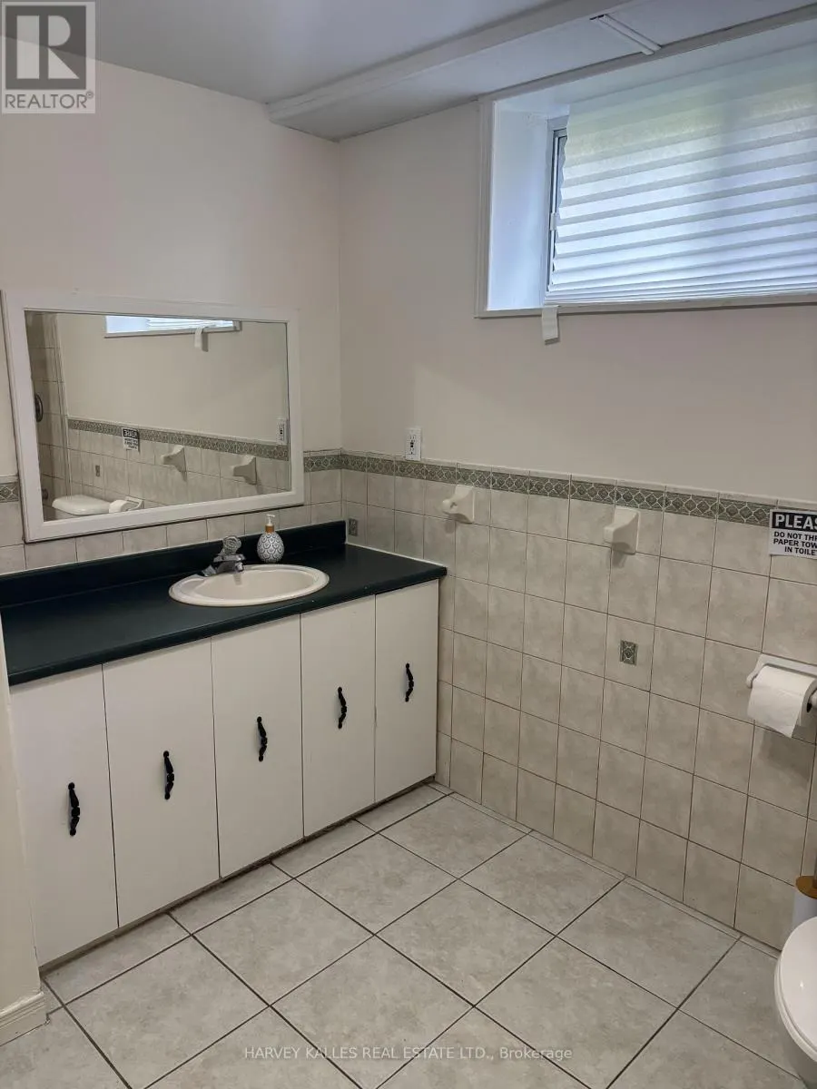 LOWER - 11 TWIN PINES DRIVE