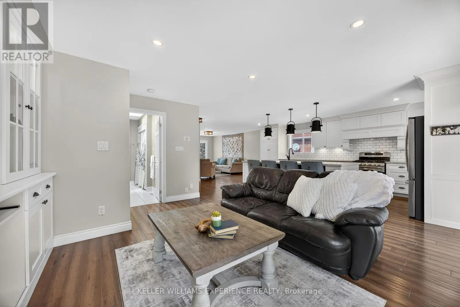 122 EMMS DRIVE