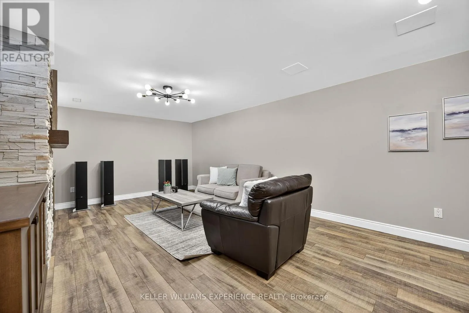 122 EMMS DRIVE