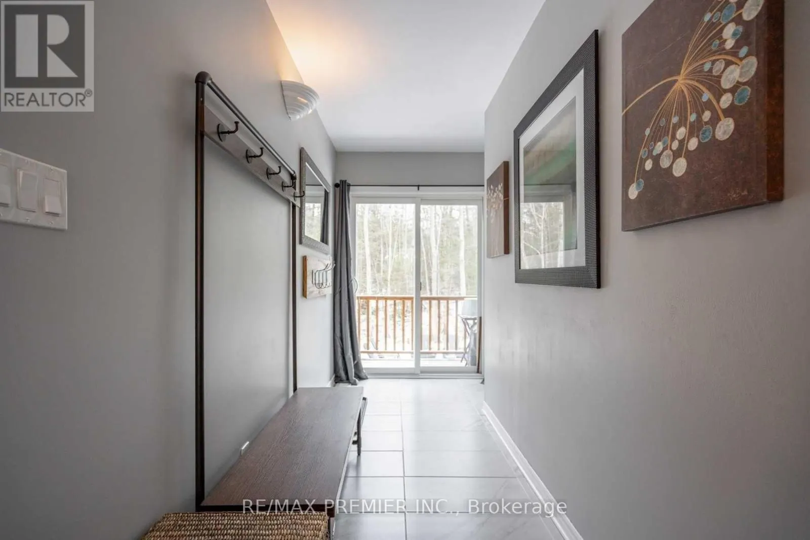 2288 CHAMPLAIN ROAD