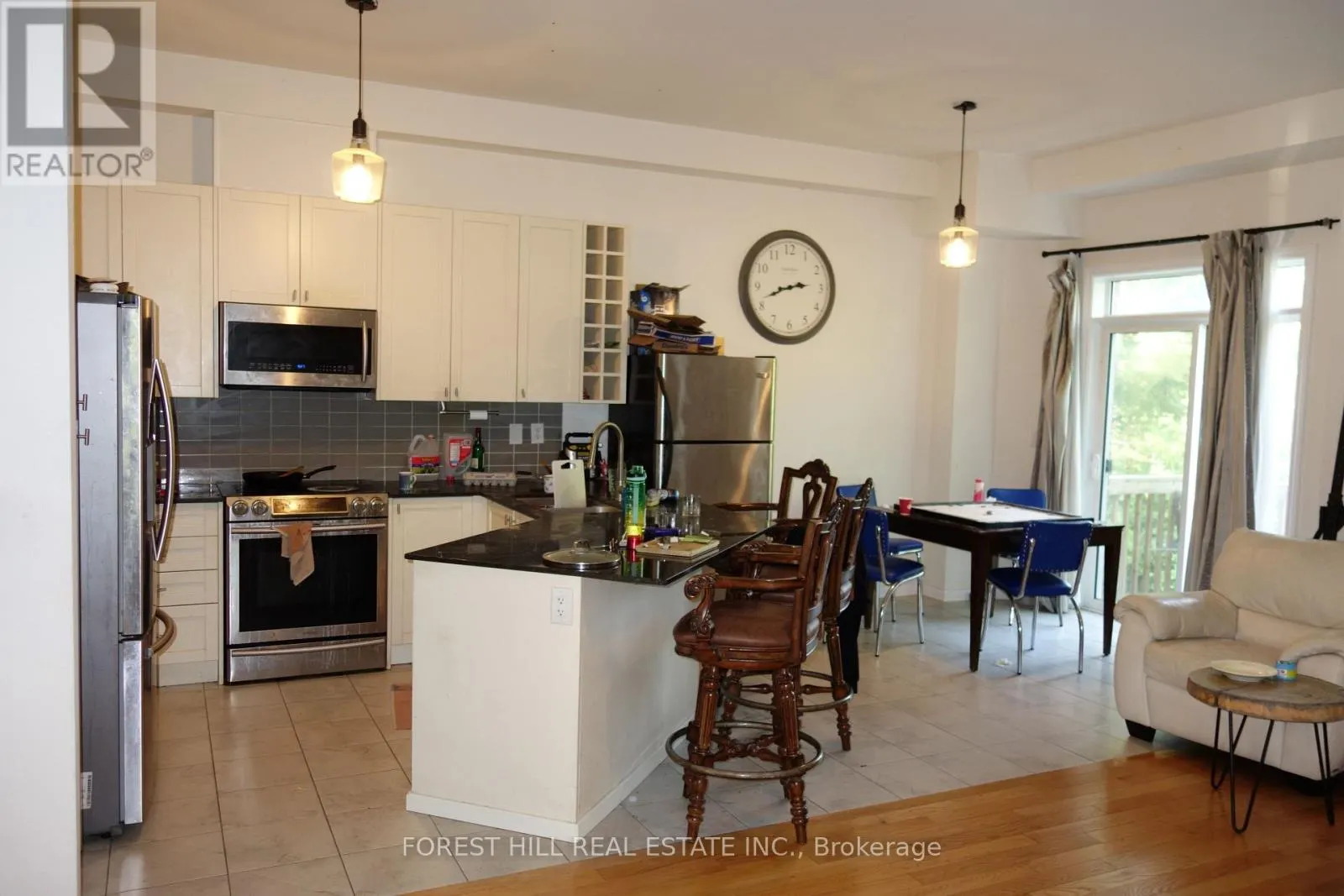 18 FARWELL AVENUE