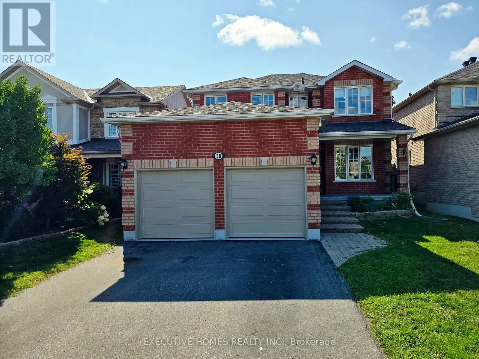 38 SHERWOOD COURT