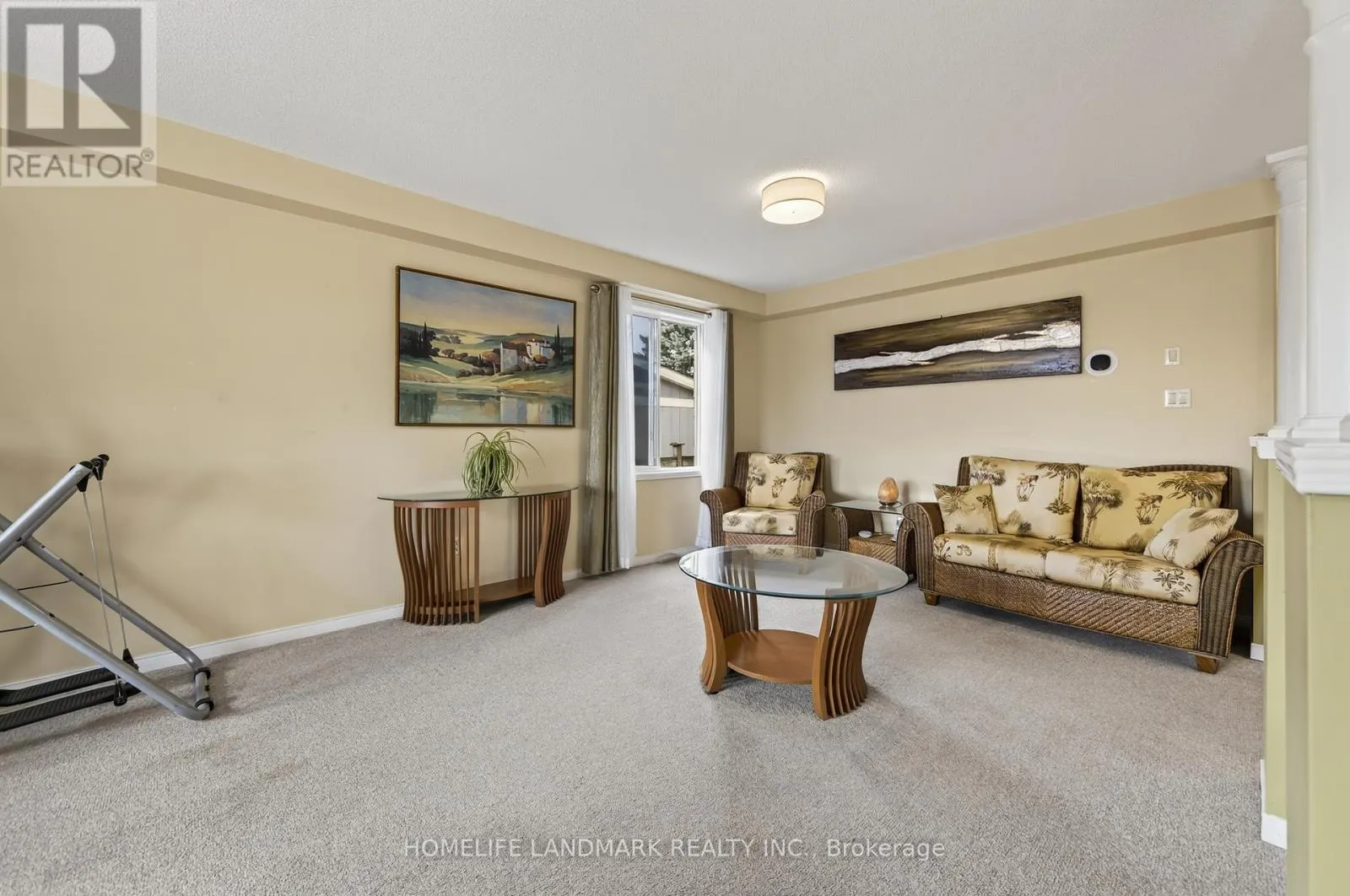 352 GEORGIAN DRIVE
