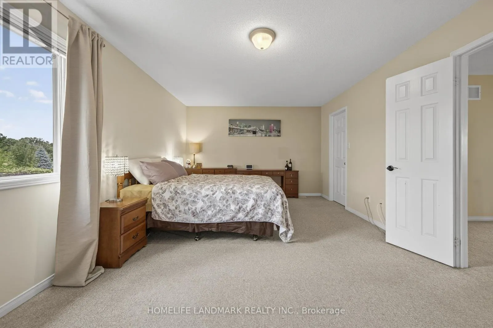 352 GEORGIAN DRIVE