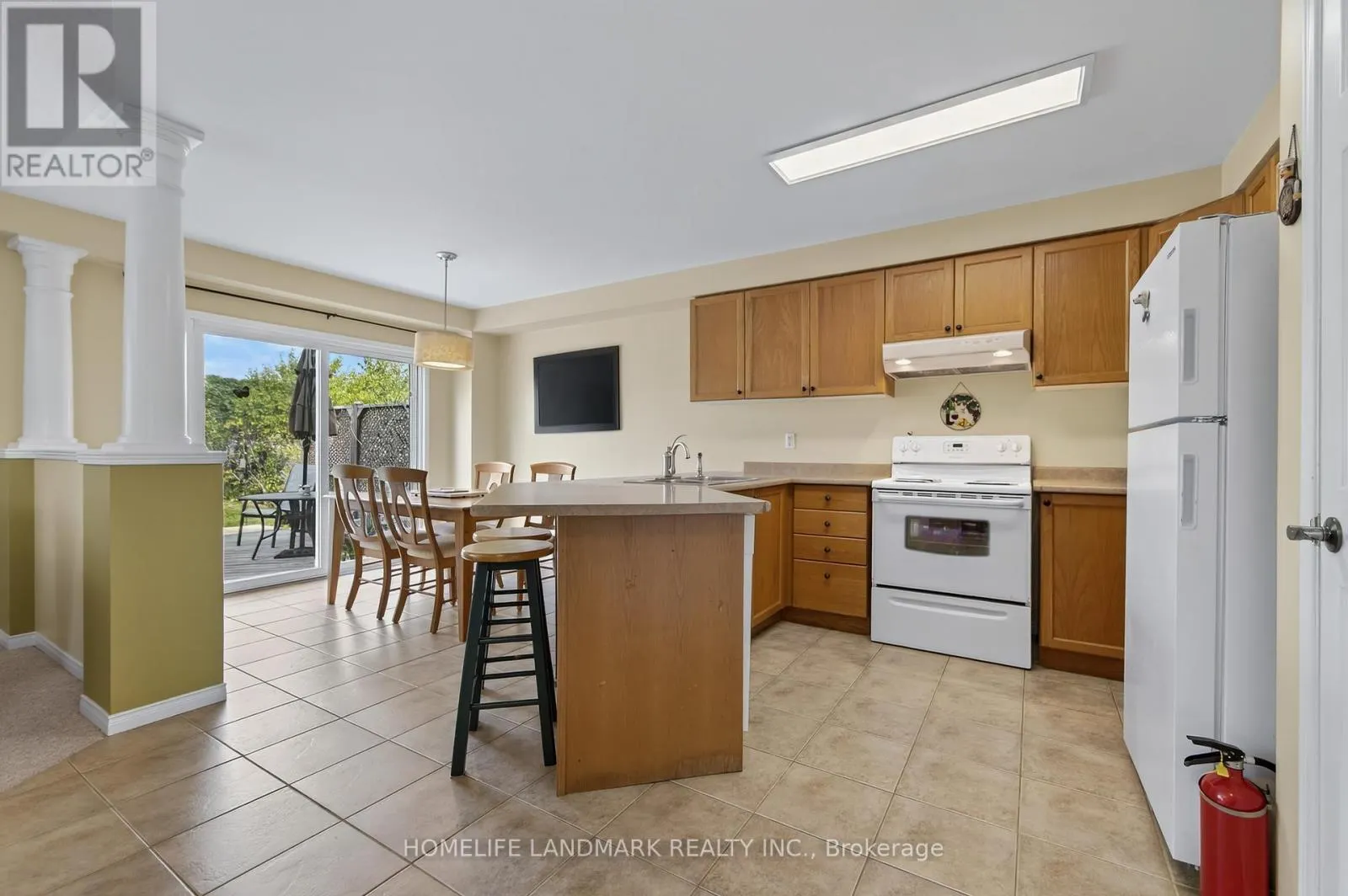 352 GEORGIAN DRIVE