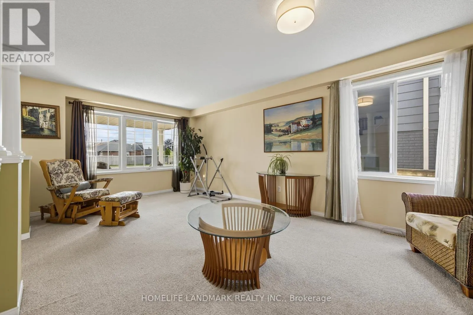 352 GEORGIAN DRIVE