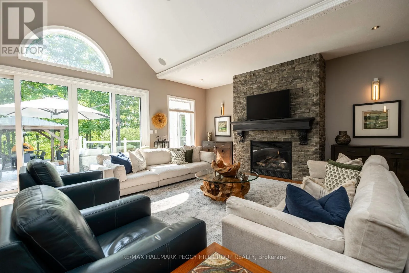 7 MAPLE RIDGE ROAD