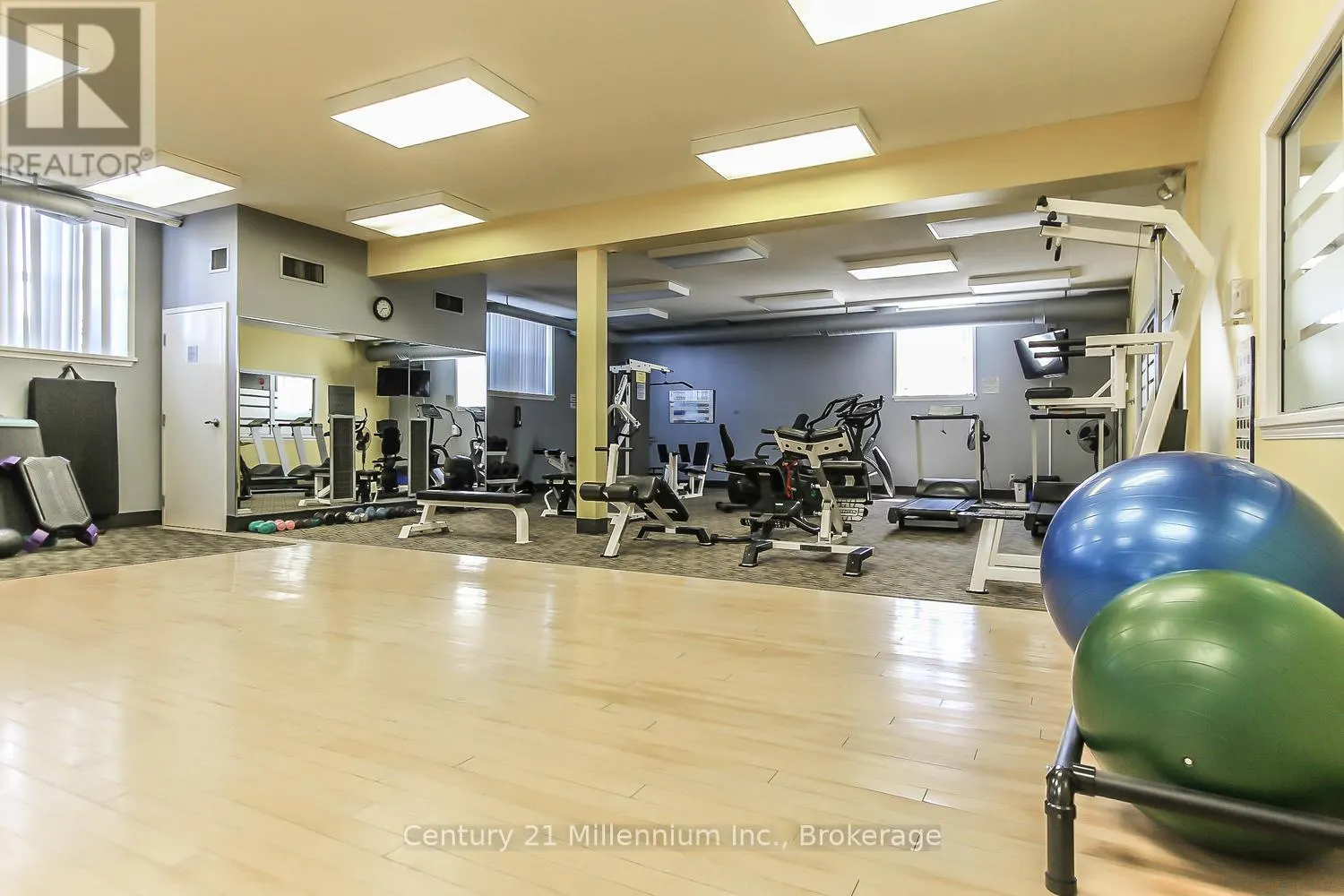 12 - 360 MARINERS WAY, #12